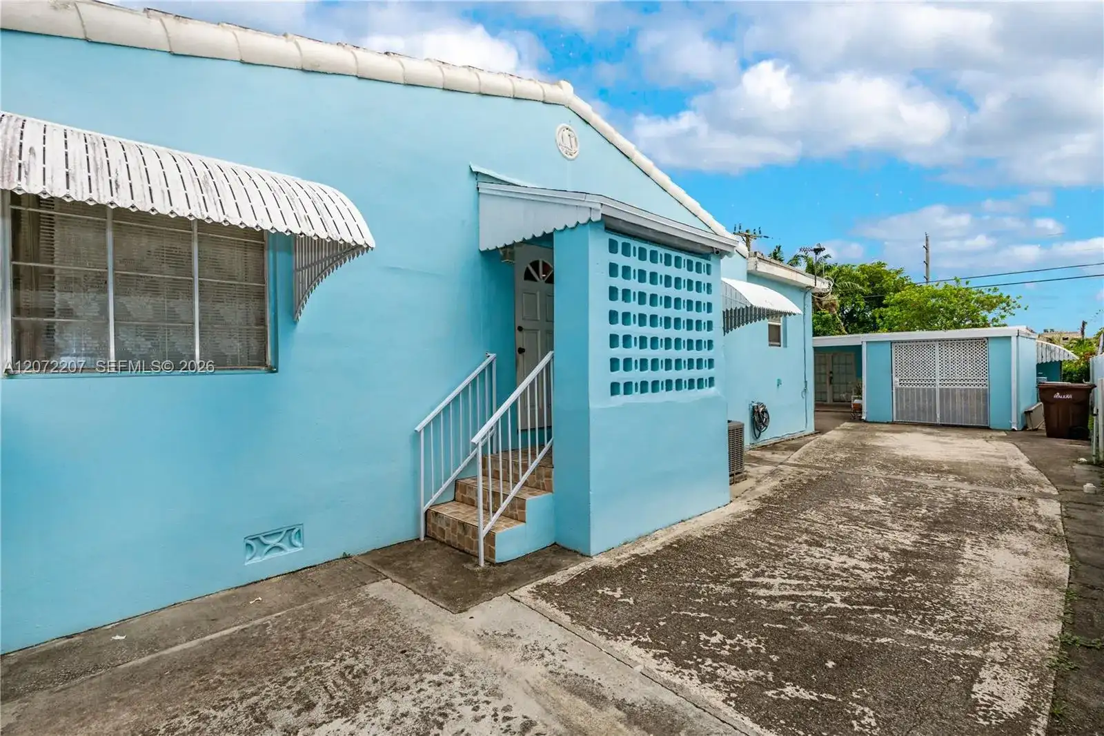 334 E 11th St, Hialeah FL 33010 photo 2
