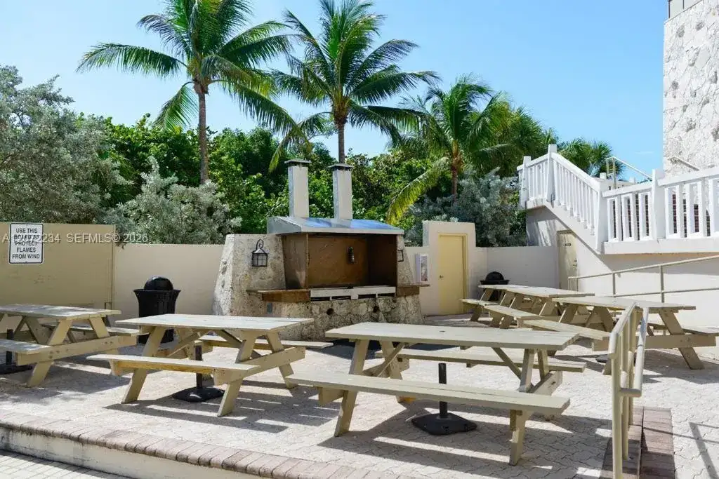 1121 Crandon Blvd # D206, Key Biscayne FL 33149 photo 3