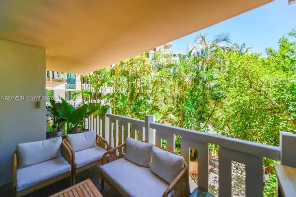 1121 Crandon Blvd # D206, Key Biscayne FL 33149 photo 4