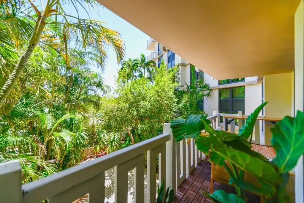 1121 Crandon Blvd # D206, Key Biscayne FL 33149 photo 5