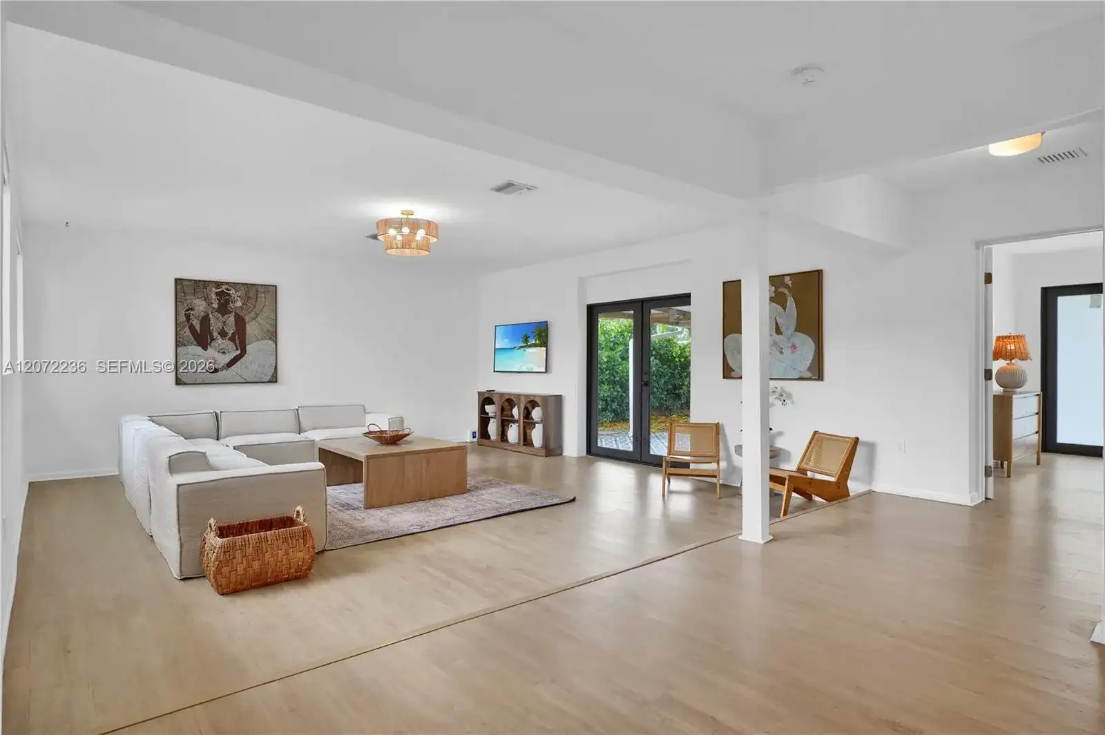 125 NE 150th St, Miami FL 33161 photo 2