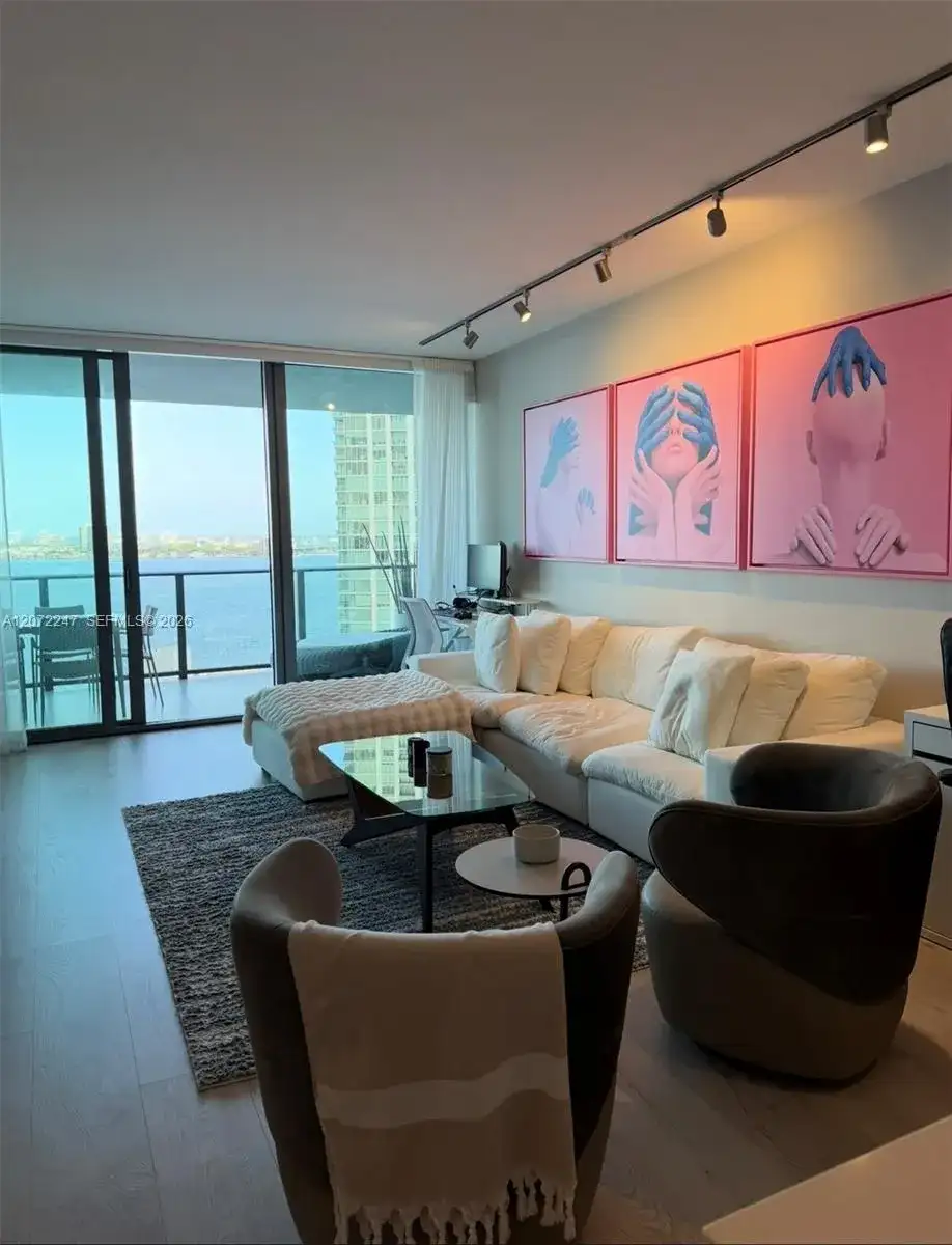 650 NE 32nd St # 1806, Miami FL 33137 photo 2