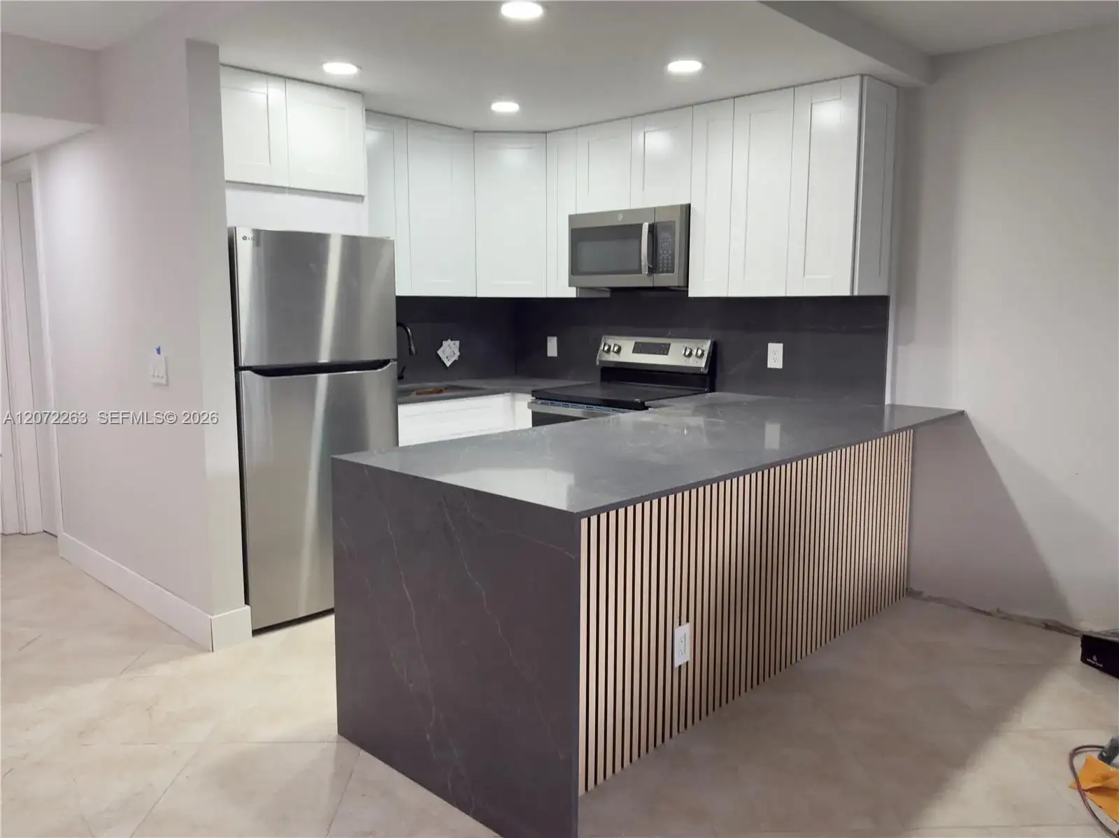 210 Tilford K # 210, Deerfield Beach FL 33442 photo 3