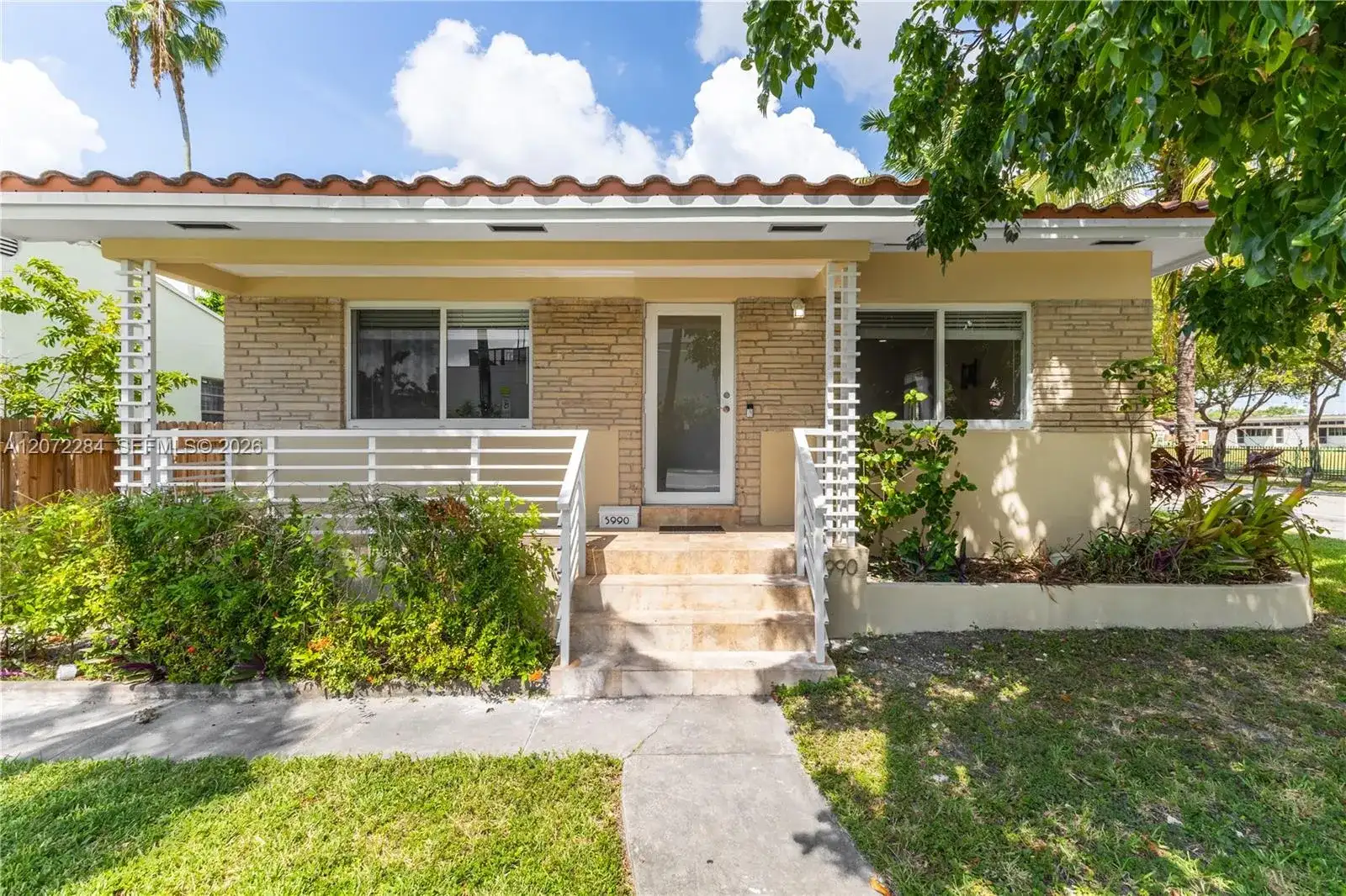 5990 NE 5th Ave, Miami FL 33137 photo 2