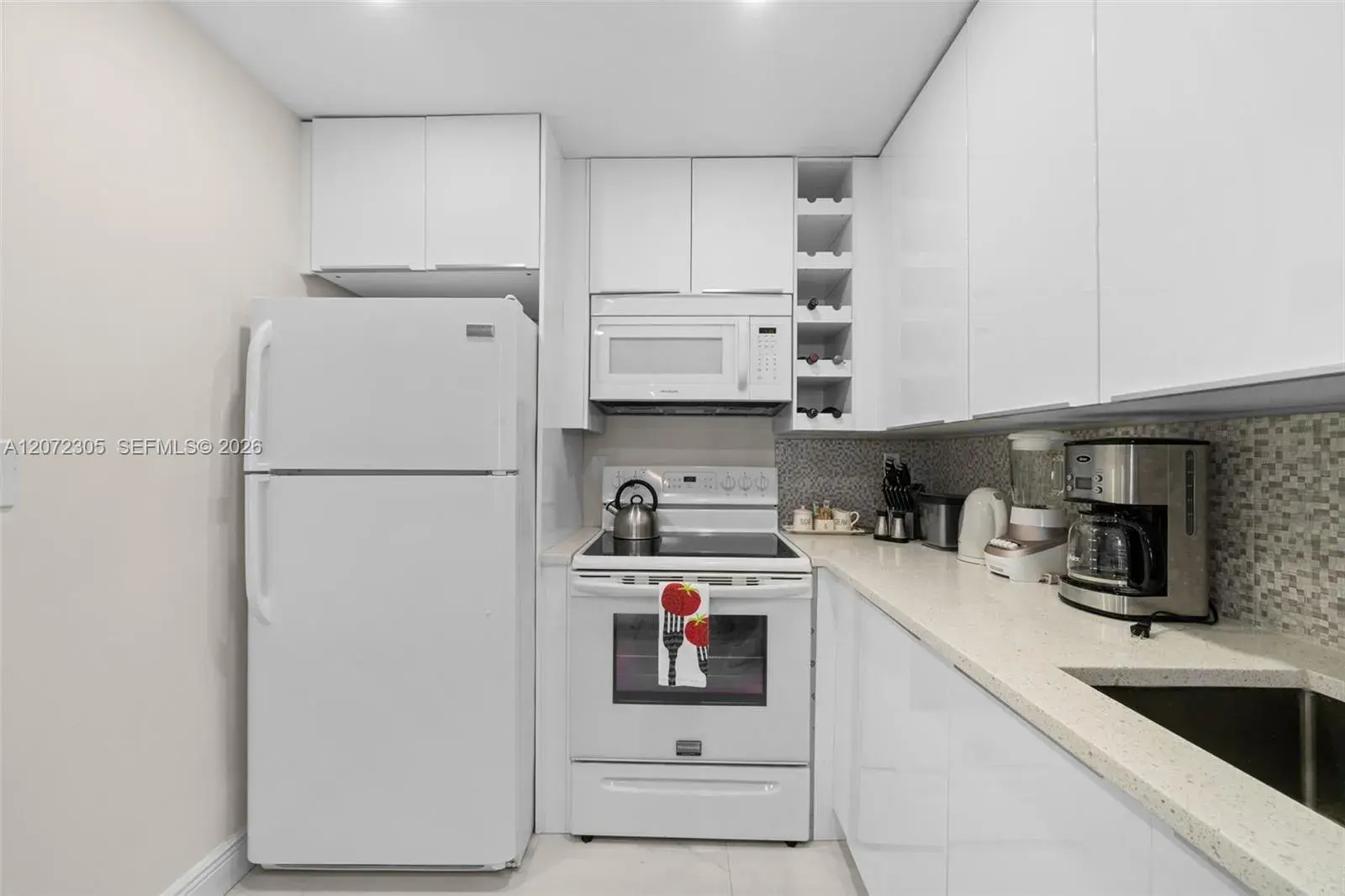 2301 Collins Ave # 1014, Miami Beach FL 33139