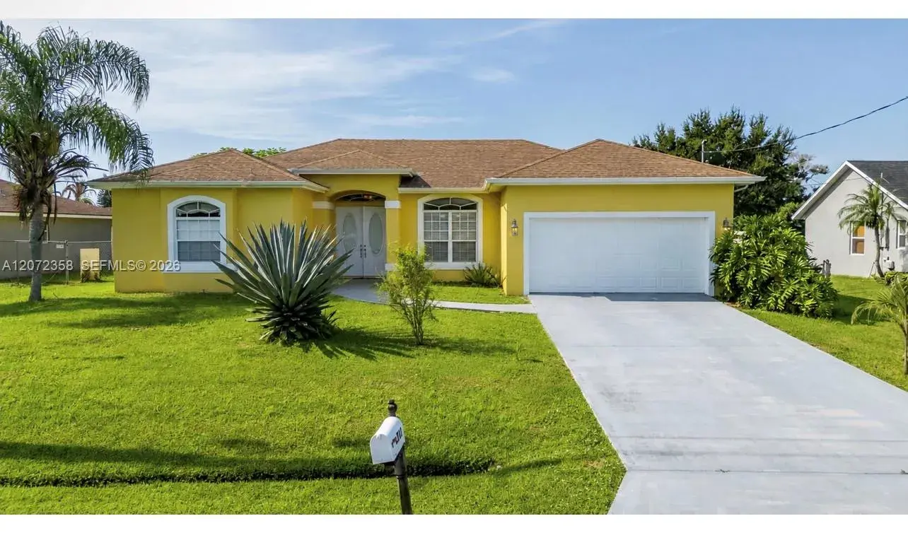 232 SW Carter Ave, Port St. Lucie FL 34983