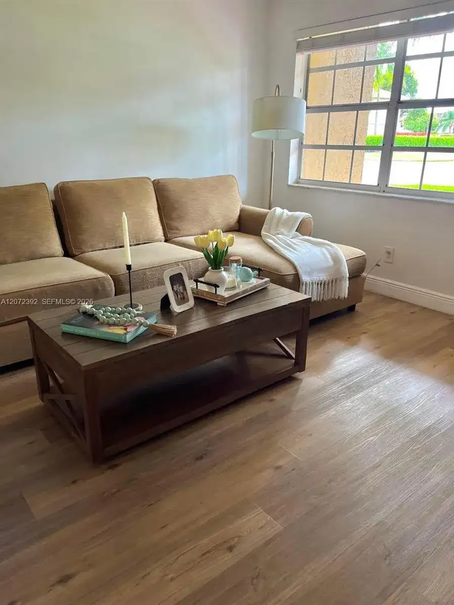 10468 NW 8th St # 102, Pembroke Pines FL 33026 photo 3