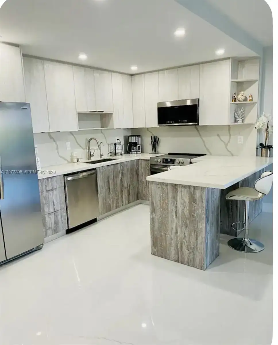19370 Collins Ave # 420, Sunny Isles Beach FL 33160 photo 2