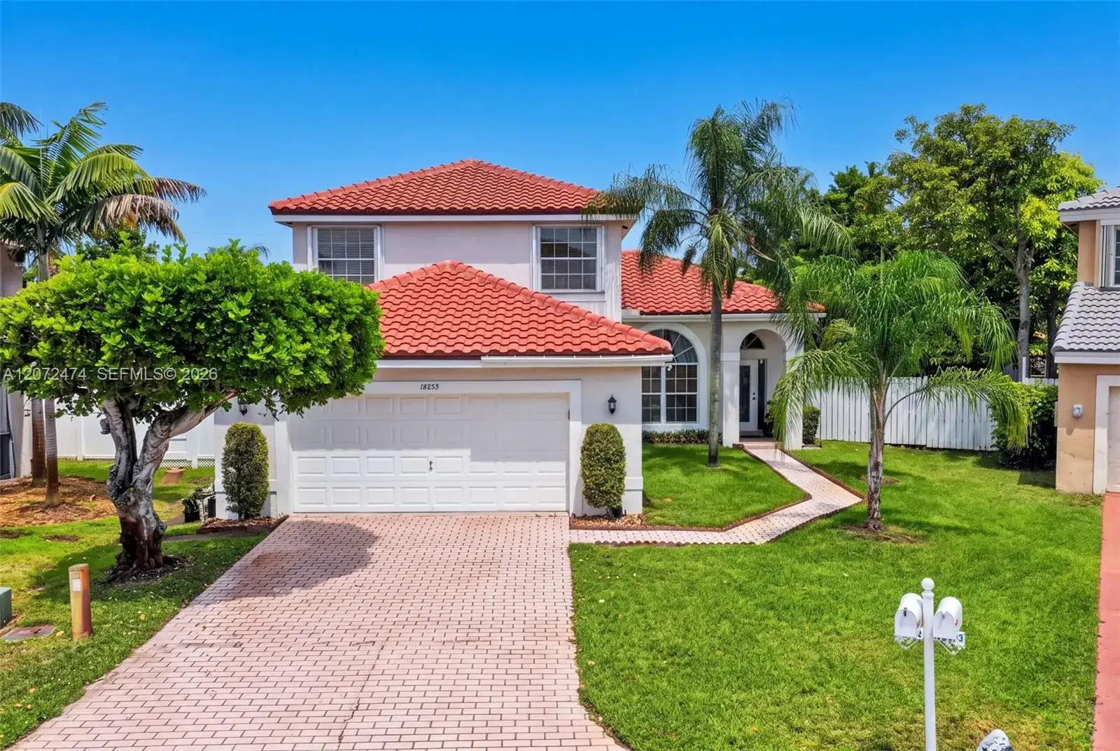 18253 SW 5th St, Pembroke Pines FL 33029 photo 2