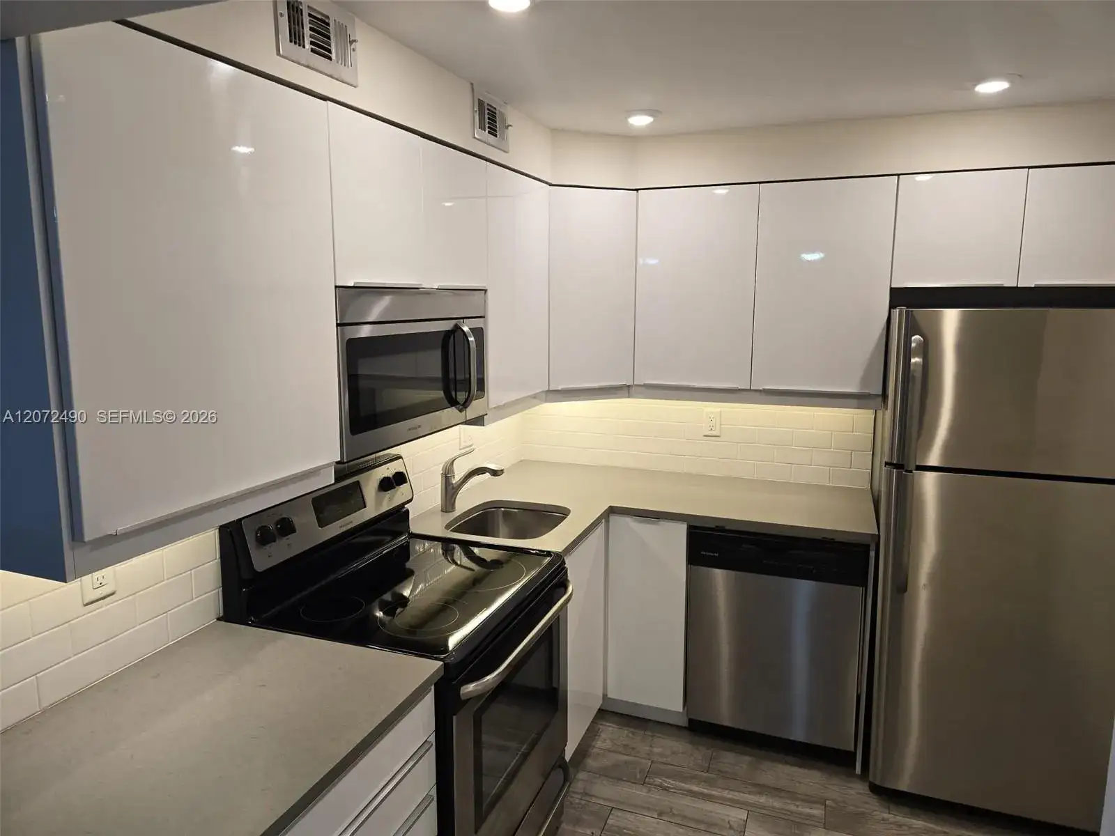 470 NW 20th St # 201, Boca Raton FL 33431 photo 4