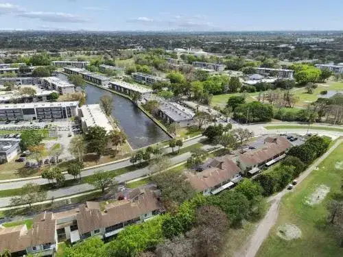 8117 Lagos De Campo Blvd # 2, Tamarac FL 33321 photo 2