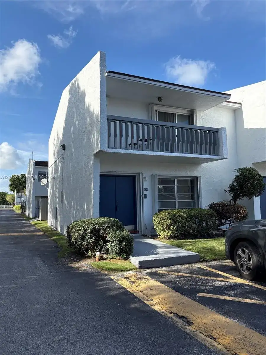17180 SW 94th Ave # 701, Palmetto Bay FL 33157 photo 3