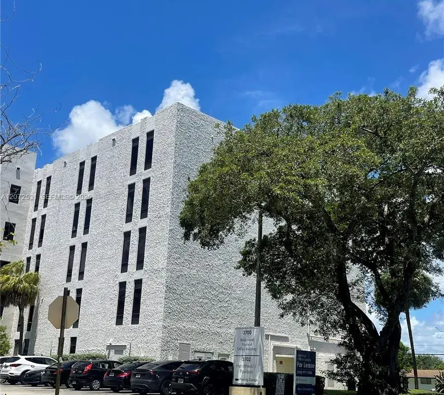 3700 Washington St # 500A, Hollywood FL 33021