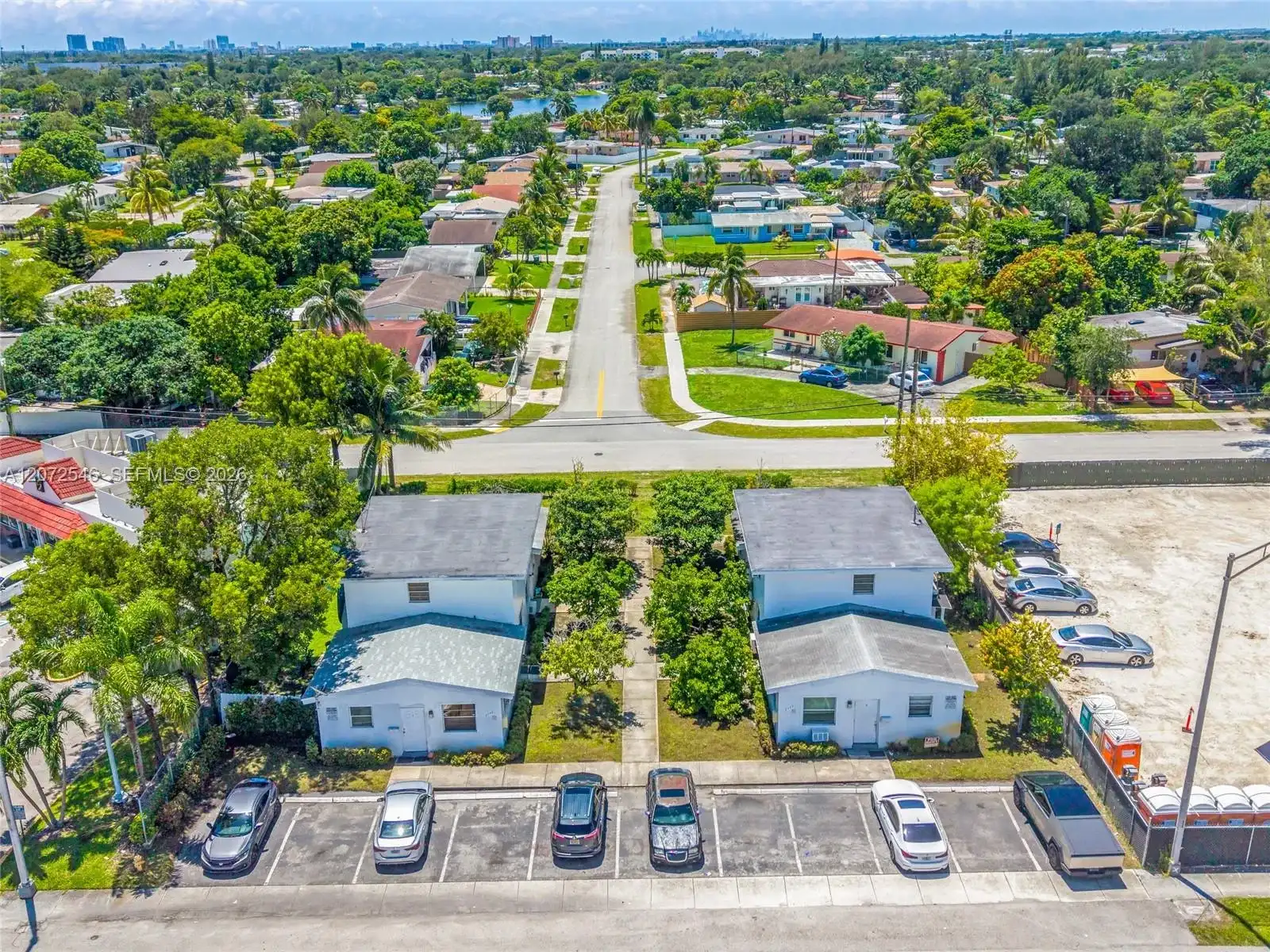 3740 W Hallandale Beach Blvd, Hollywood FL 33023