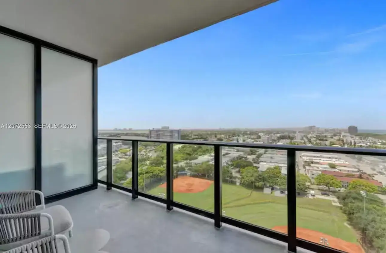 580 72nd # 1713, Miami Beach FL 33141 photo 4