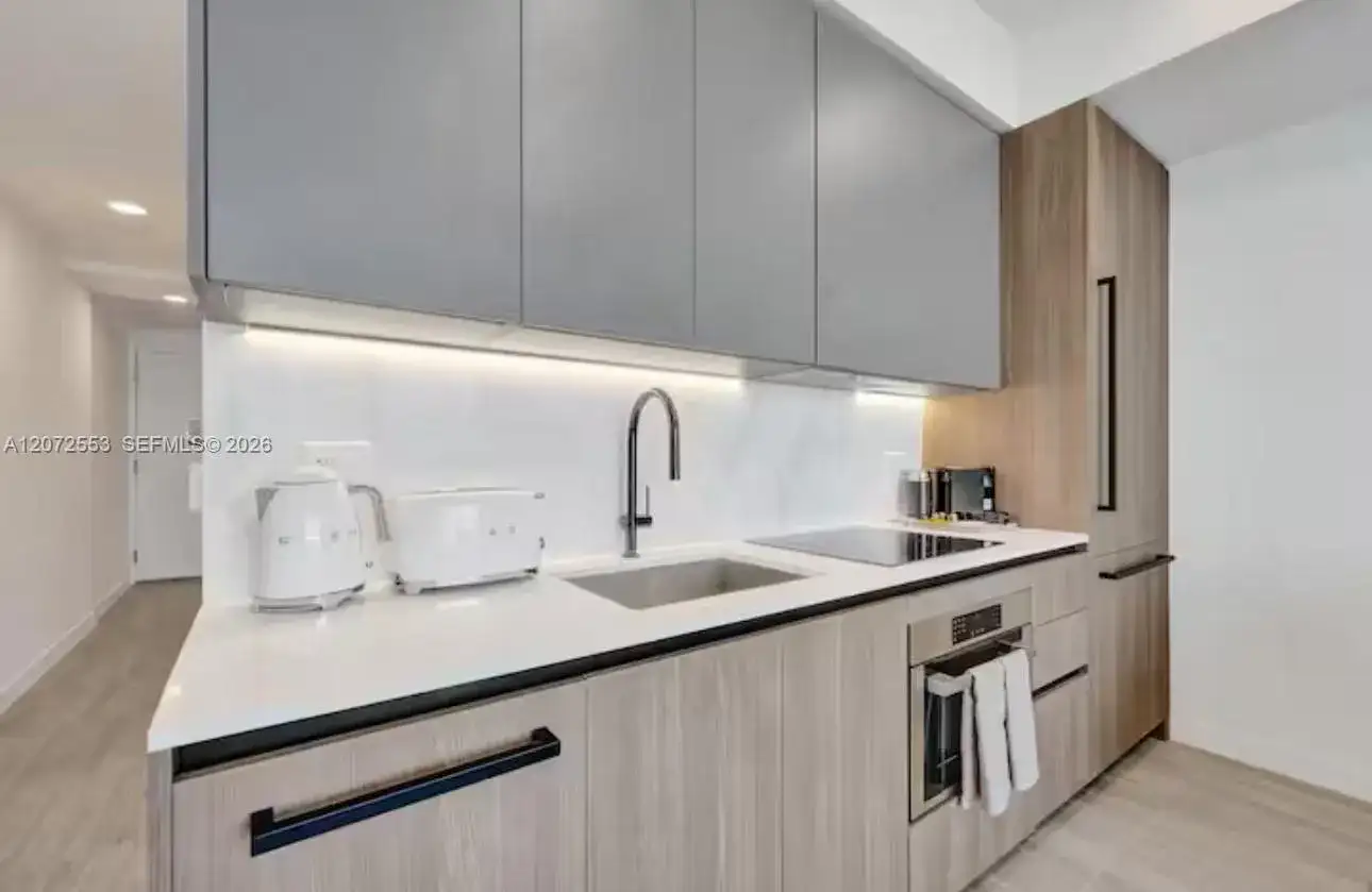 580 72nd # 1713, Miami Beach FL 33141 photo 5