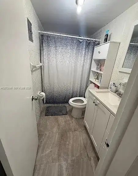4655 Palm Ave # 209, Hialeah FL 33012 photo 4