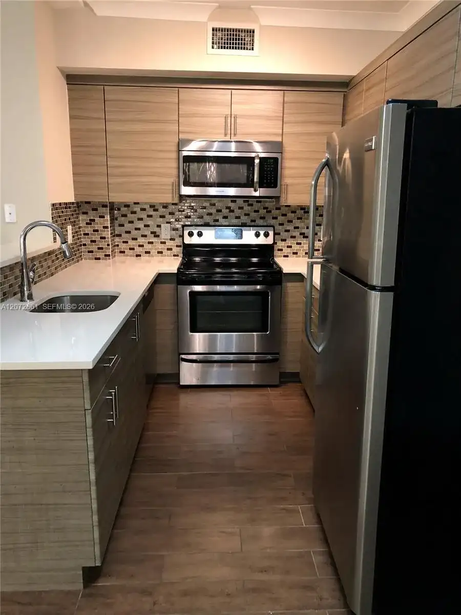 222 Sidonia Ave # 12, Coral Gables FL 33134