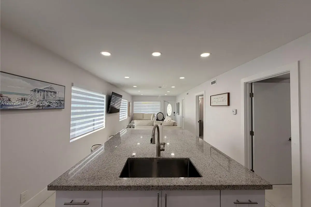 2036 Jackson St # 1, Hollywood FL 33020