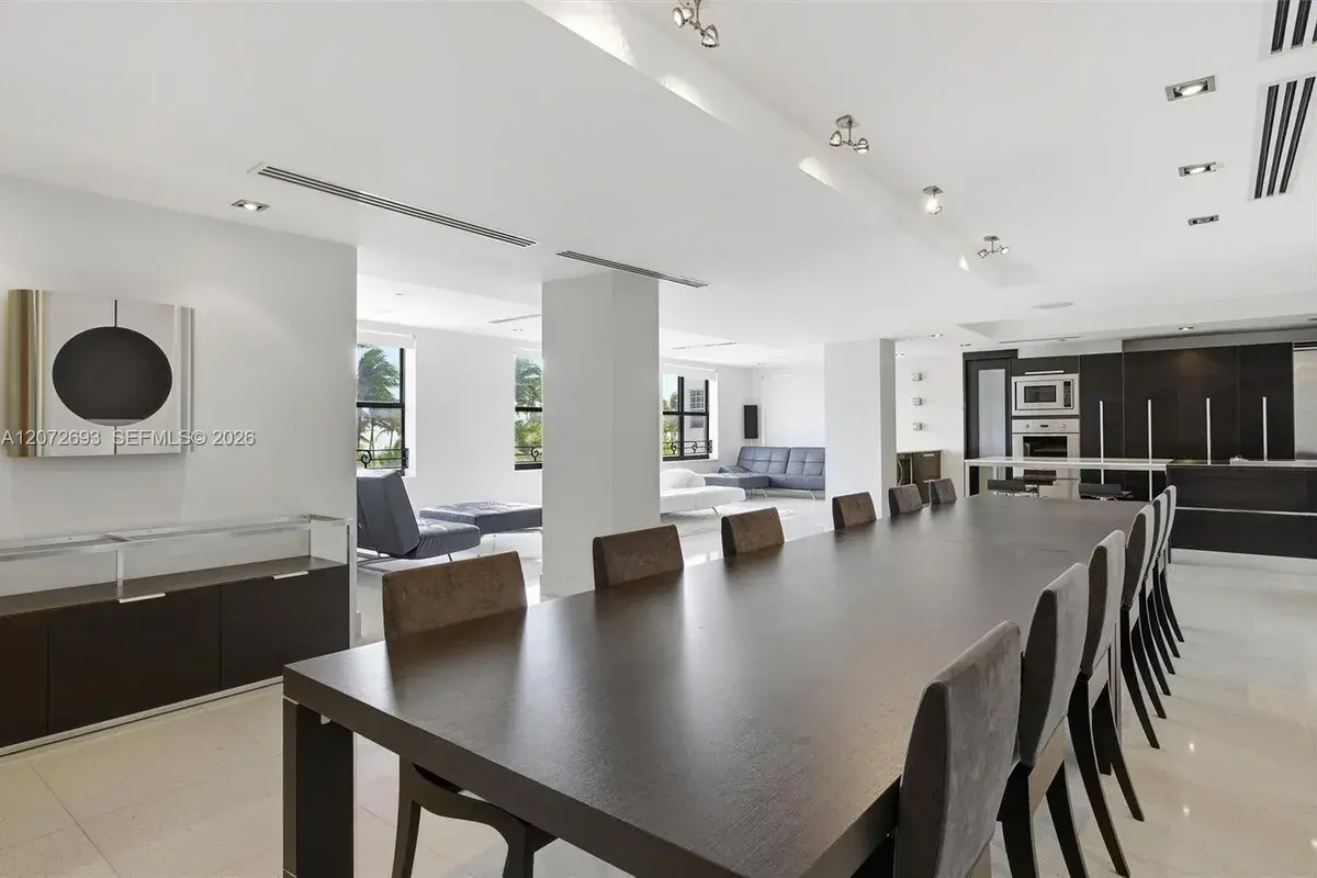 1330 Ocean Dr, Miami Beach FL 33139