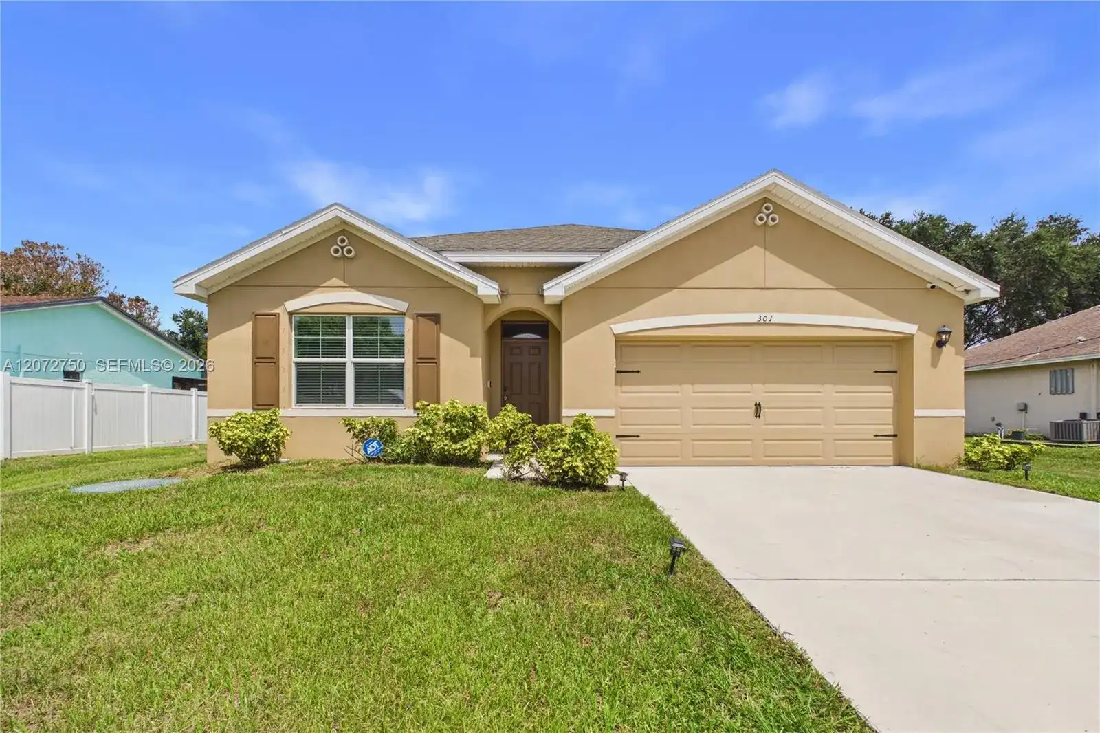 301 SE Volkerts Ter, Port St. Lucie FL 34983