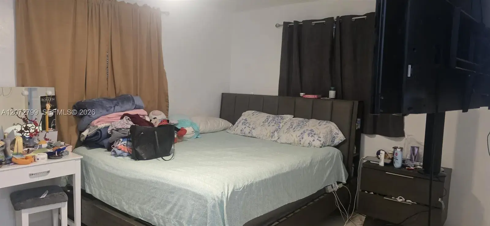 4118 N Circle Dr, Hollywood FL 33021