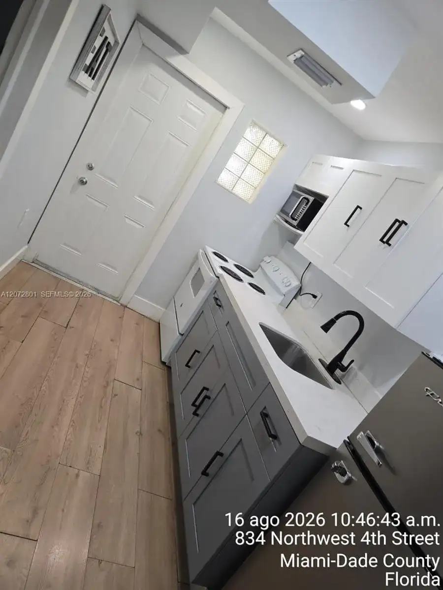 845 NW 3rd St # B, Miami FL 33128 photo 5