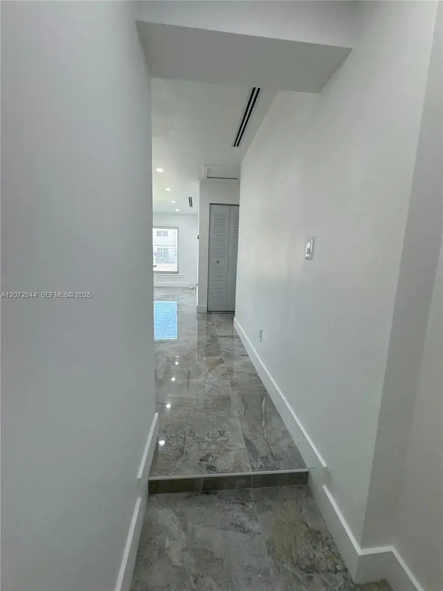 5500 NW 178th Ter, Miami Gardens FL 33055 photo 3
