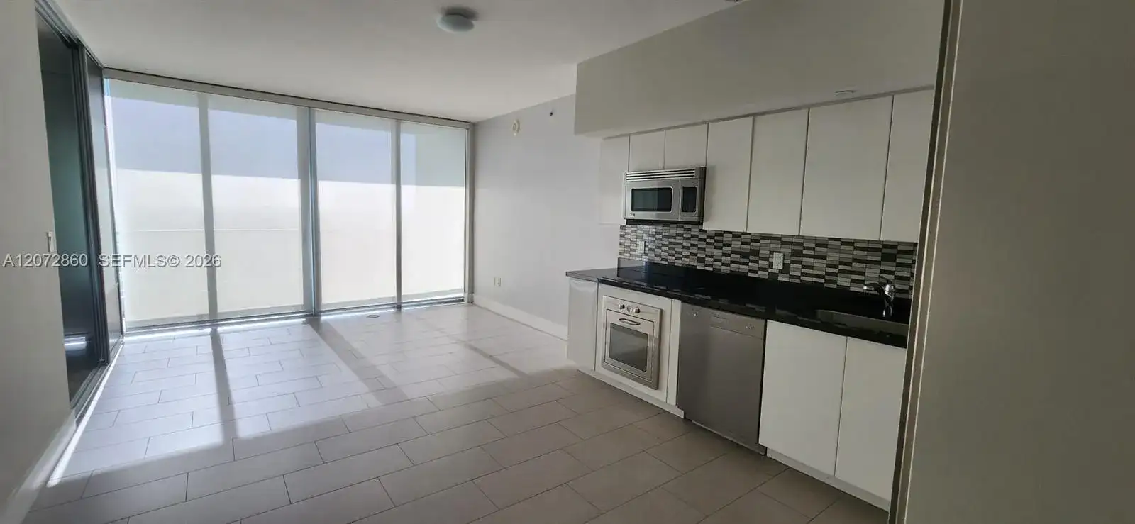 92 SW 3rd St # 4308, Miami FL 33130 photo 3