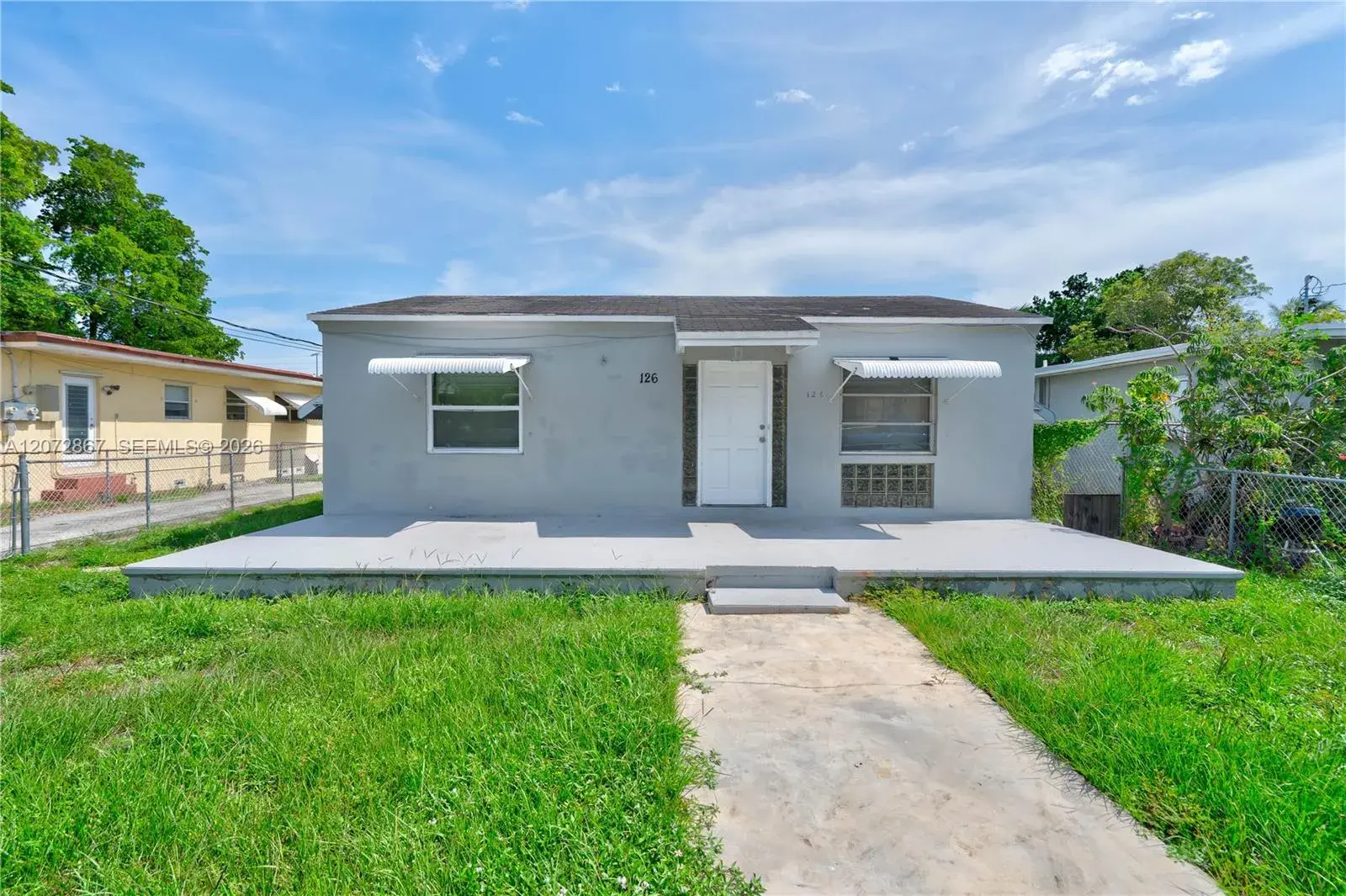 126 SE 4th St, Hallandale Beach FL 33009