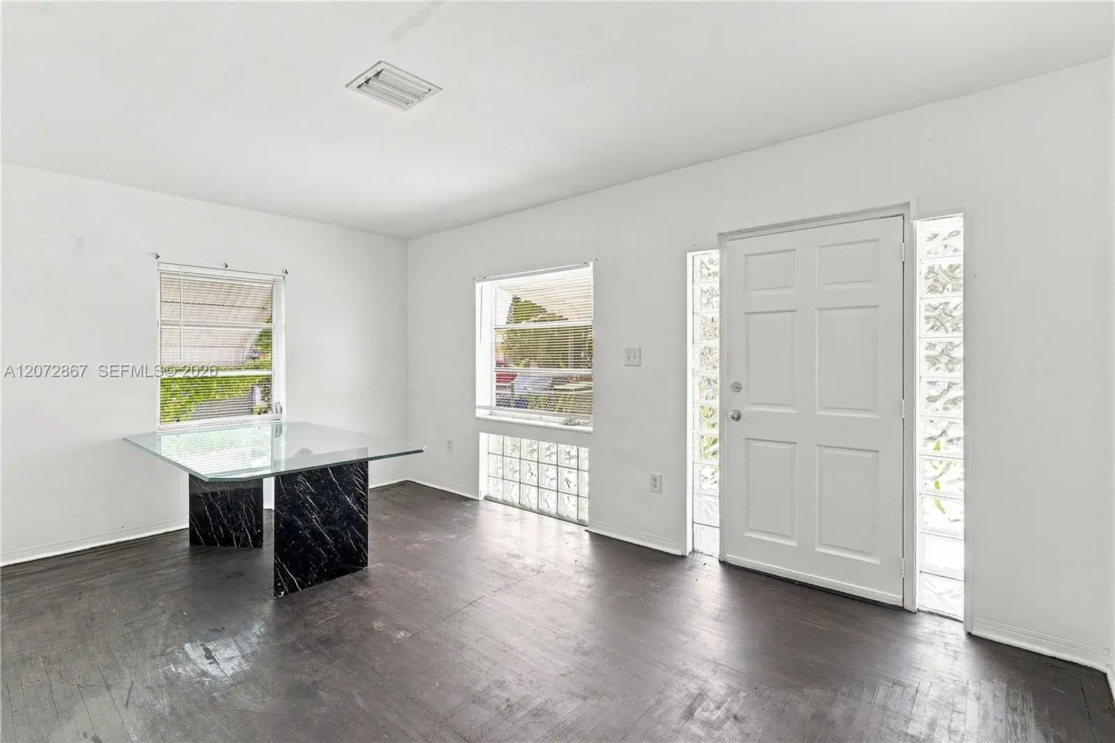 126 SE 4th St, Hallandale Beach FL 33009