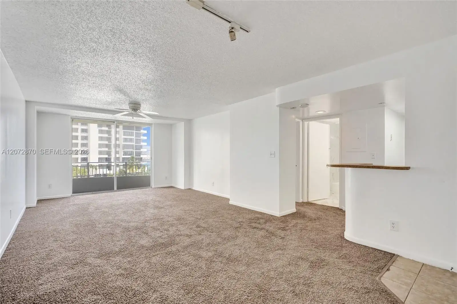770 Claughton Island Dr # 709, Miami FL 33131 photo 2
