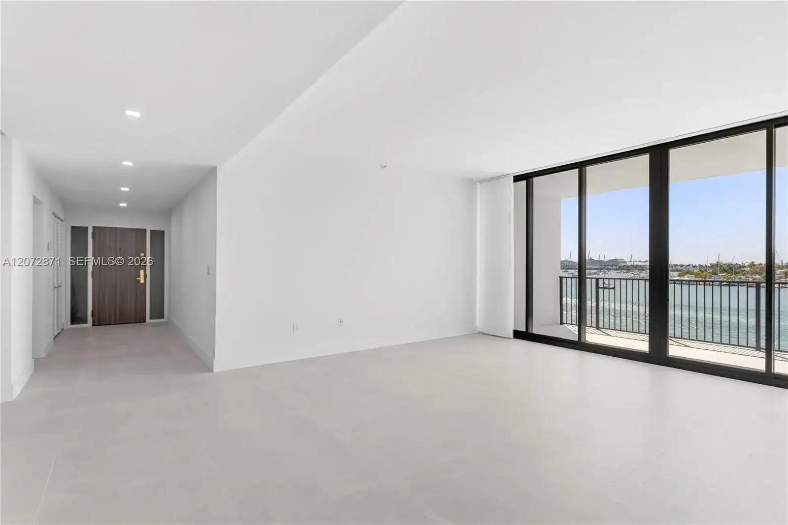 1000 Venetian Way, Miami FL 33139 photo 3