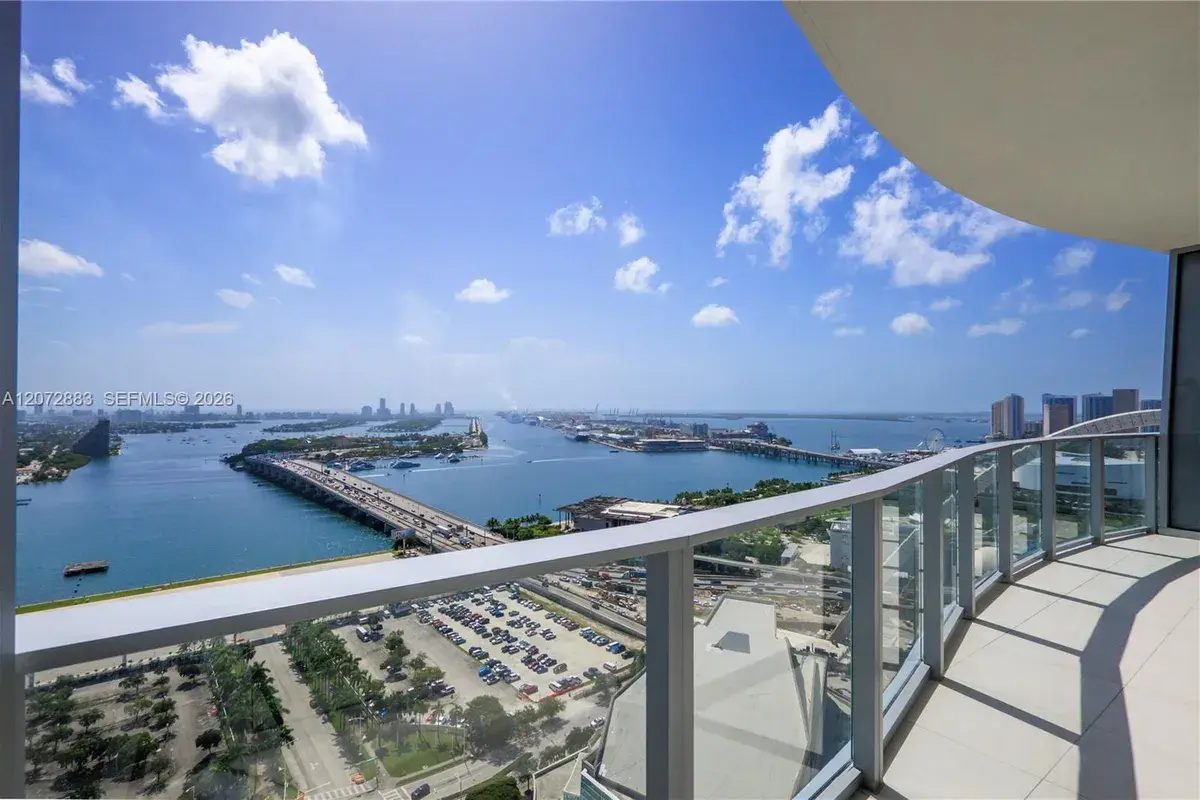 1400 Biscayne Blvd # 3003, Miami FL 33132