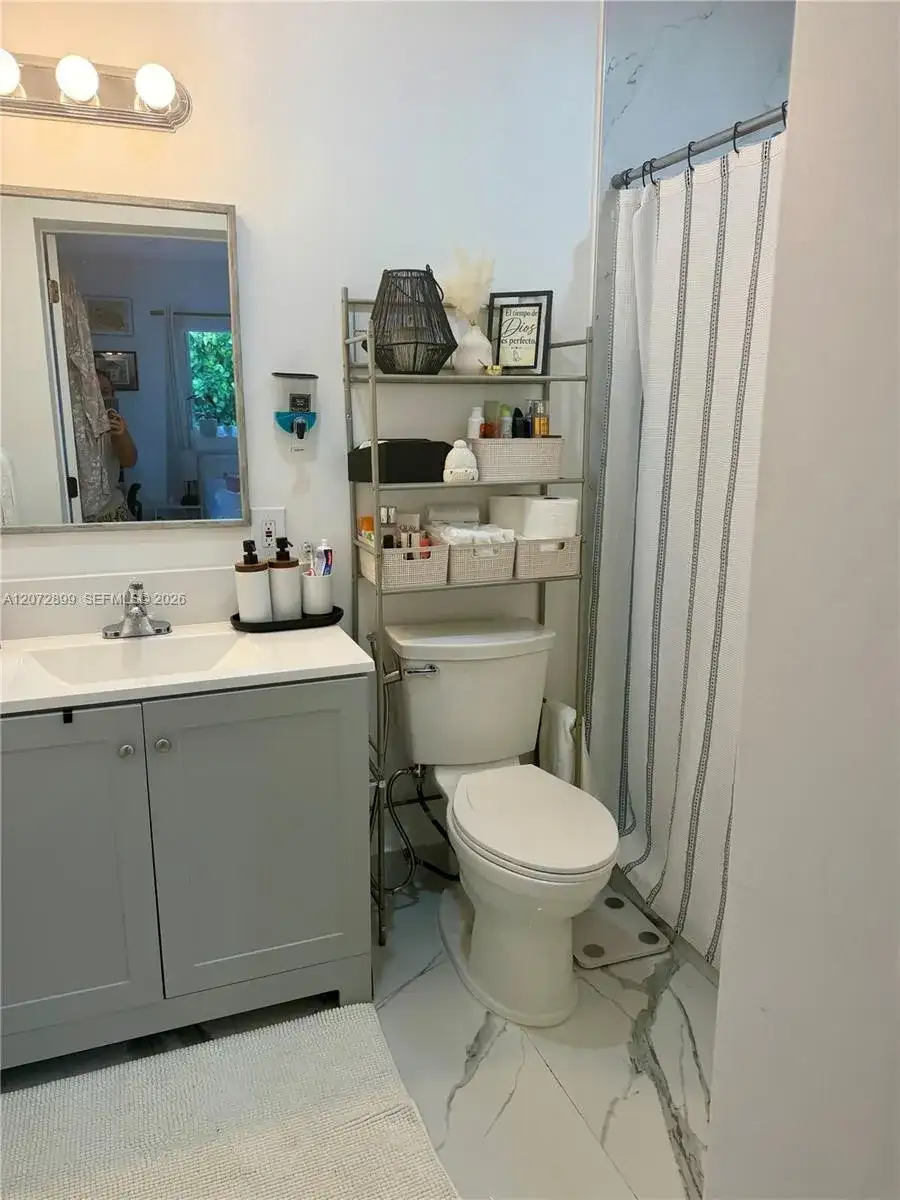 11821 SW 187th Ter # B, Miami FL 33177 photo 5