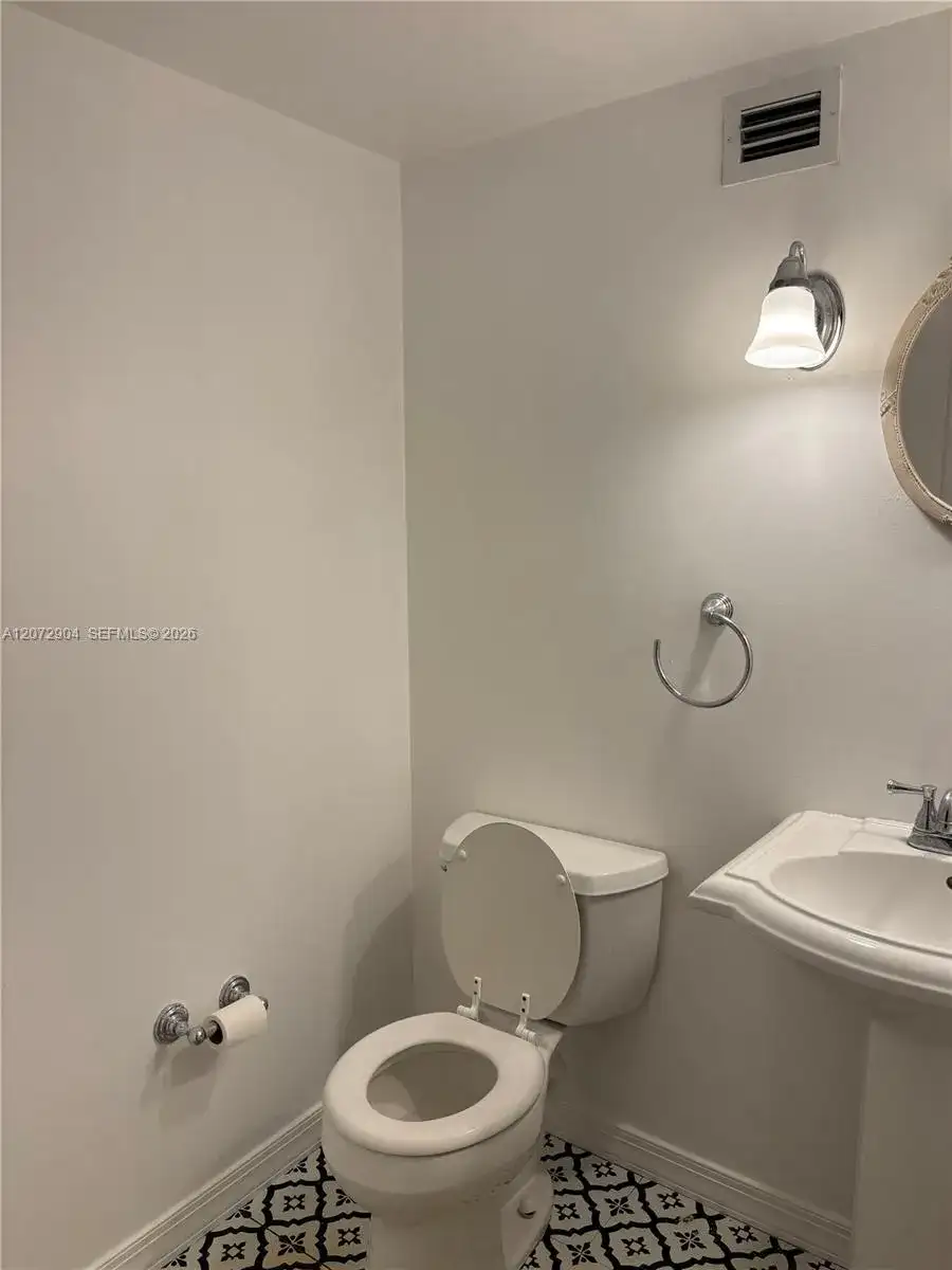 801 Three Islands Blvd # 301, Hallandale Beach FL 33009 photo 2