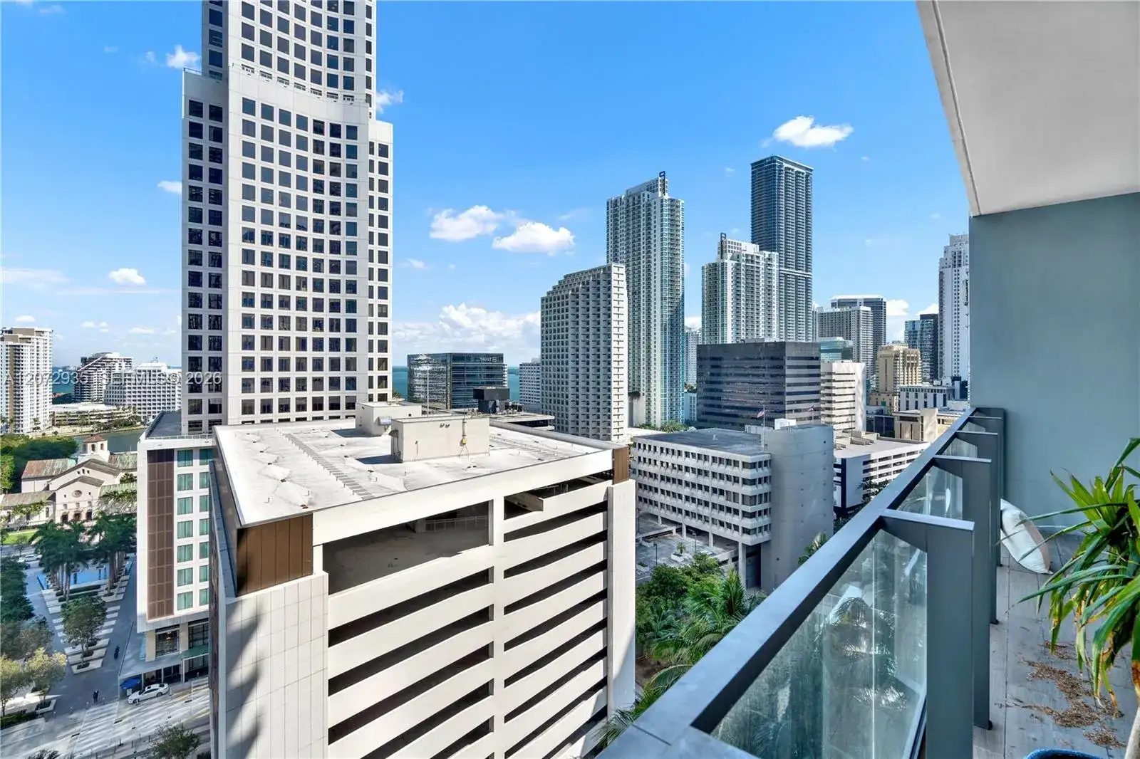68 SE 6th St # 1207, Miami FL 33131 photo 3