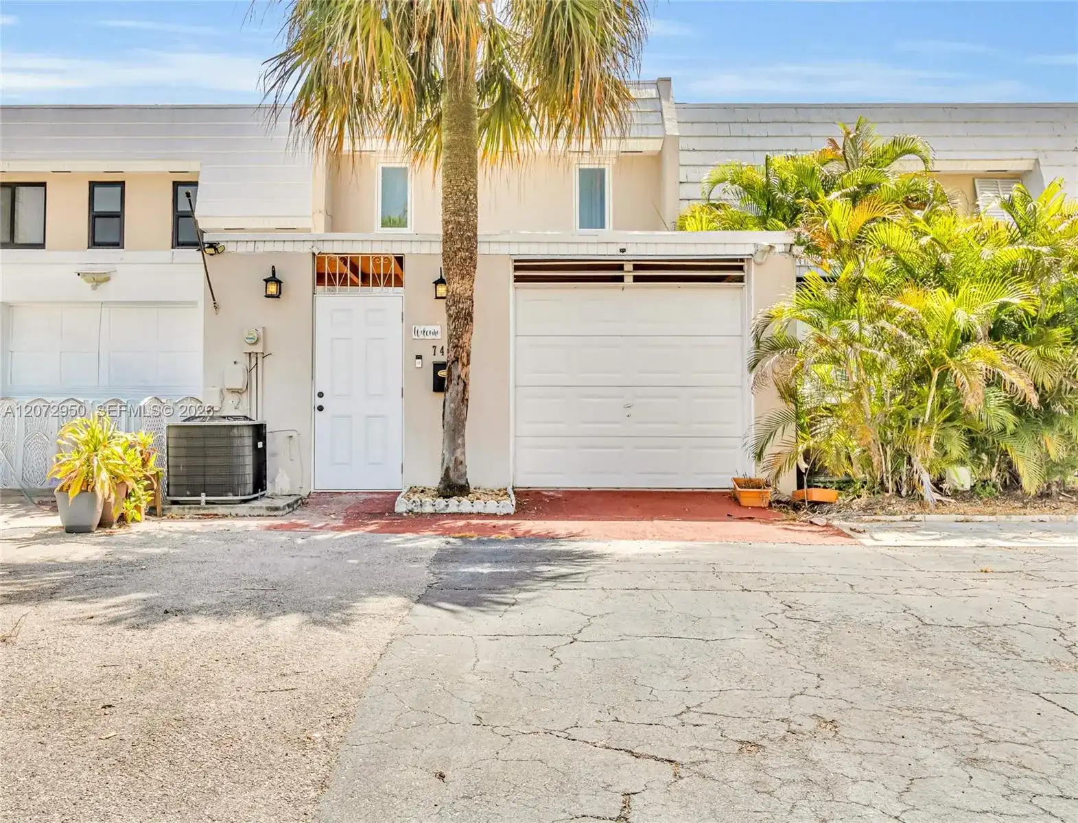 7407 Big Cypress Dr, Miami Lakes FL 33014