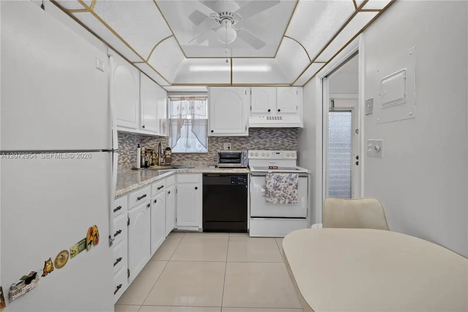 8900 Washington Blvd # 409, Pembroke Pines FL 33025 photo 4