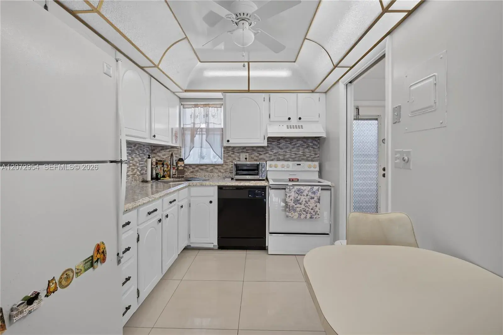 8900 Washington Blvd # 409, Pembroke Pines FL 33025