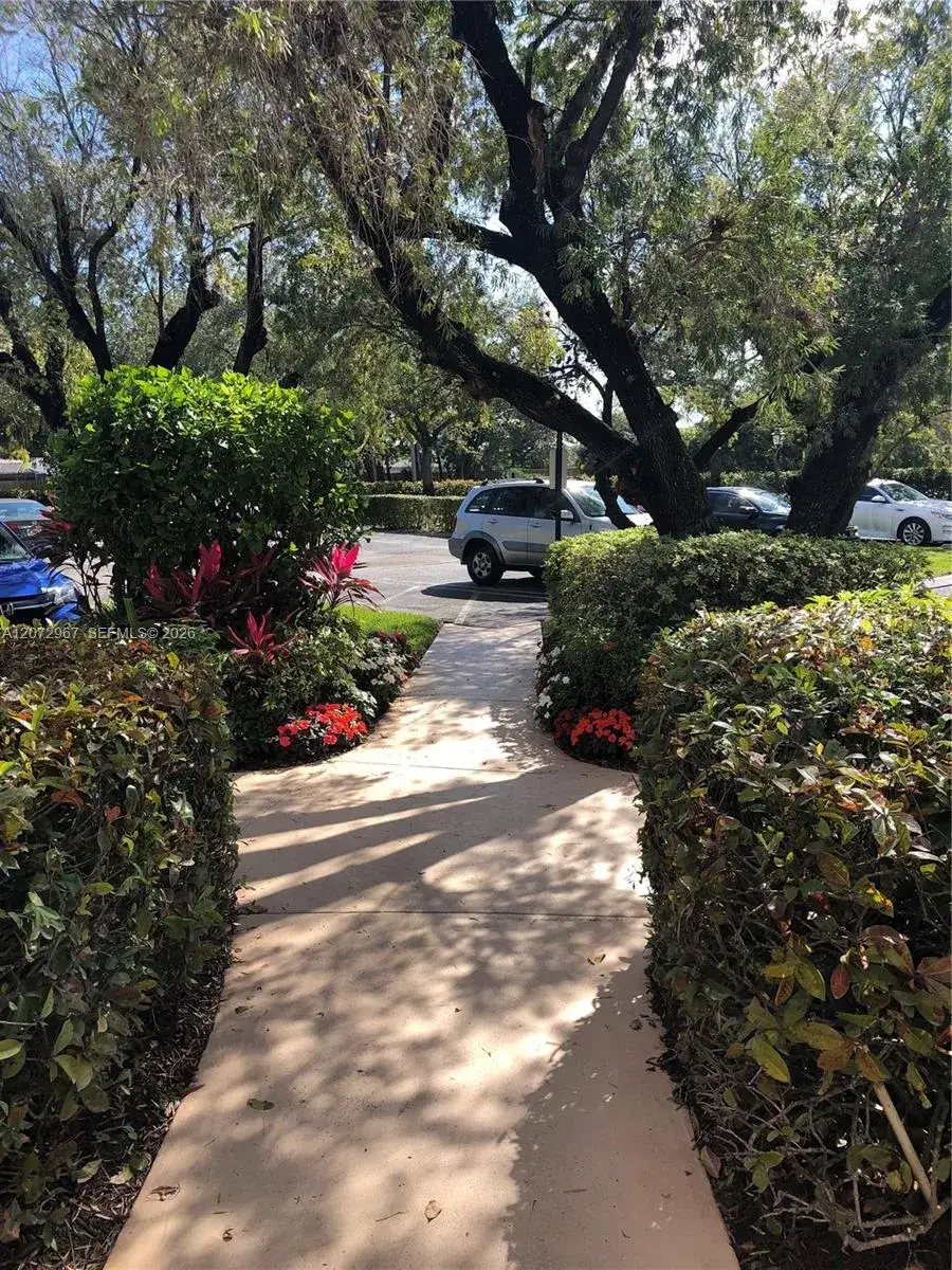 10001 W Atlantic Blvd # 327, Coral Springs FL 33071