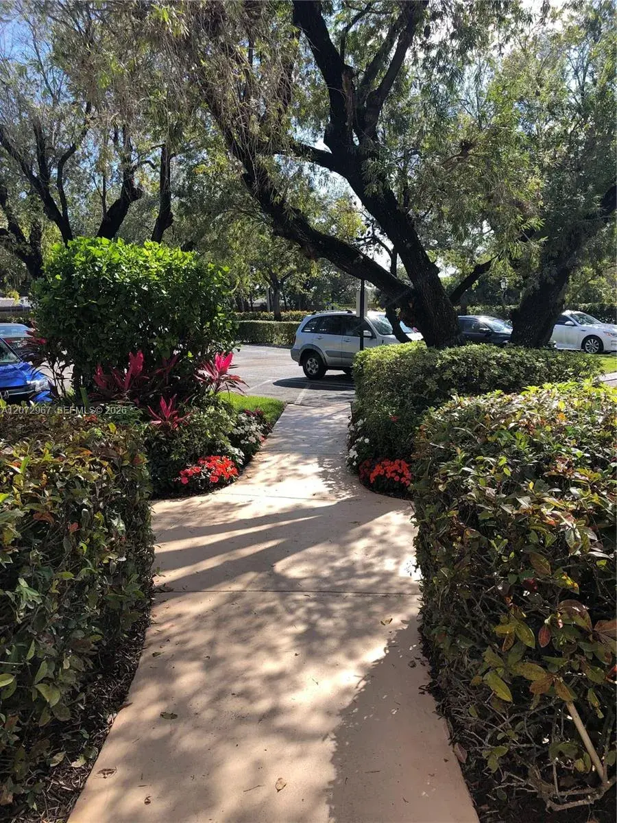10001 W Atlantic Blvd # 327, Coral Springs FL 33071