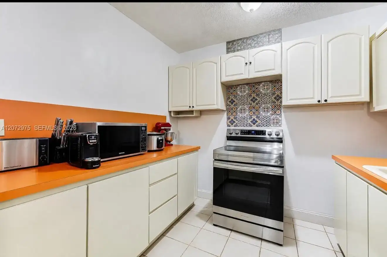 20890 SW 236th St, Homestead FL 33031 photo 2