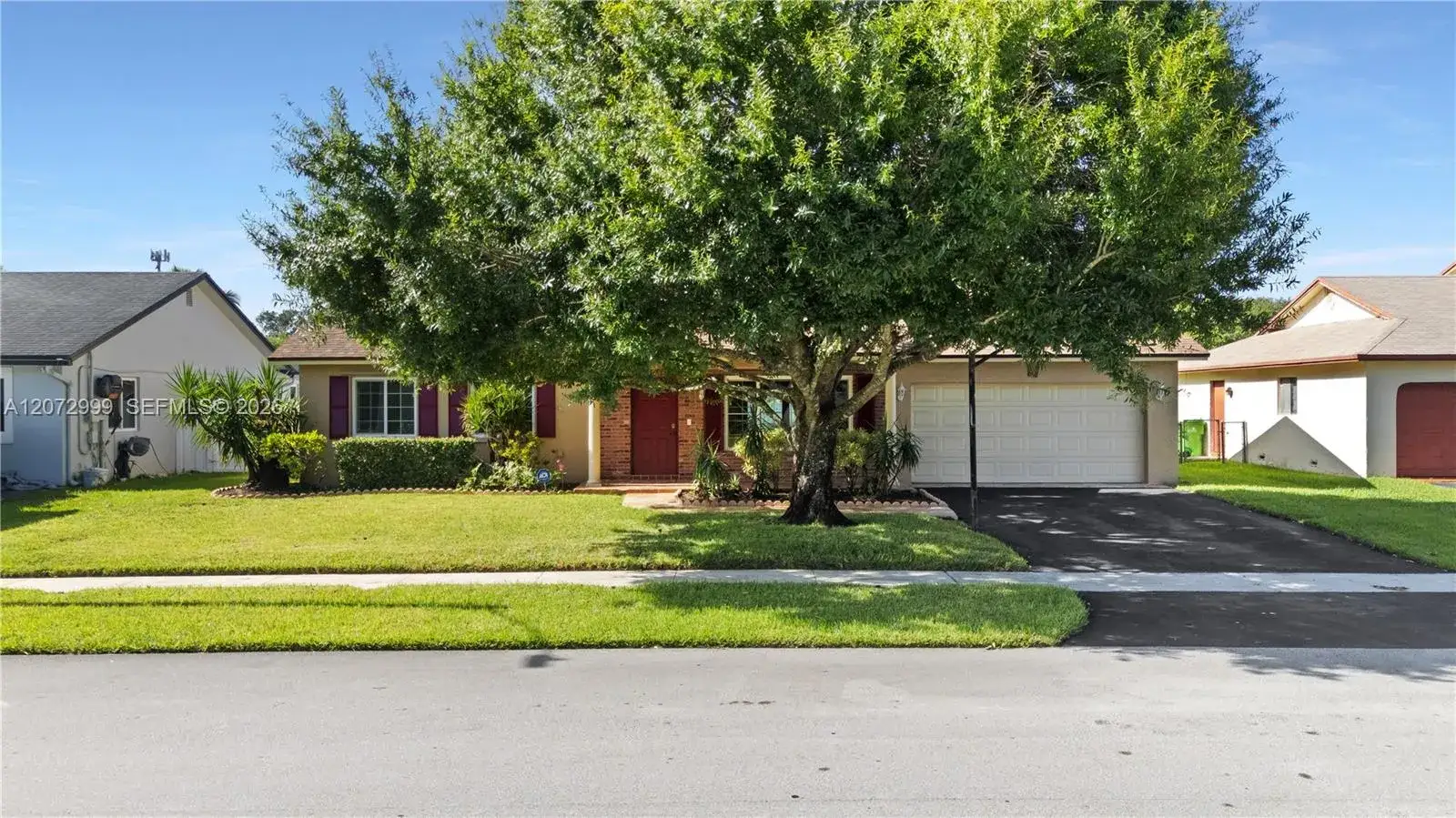10370 NW 20th Ct, Sunrise FL 33322