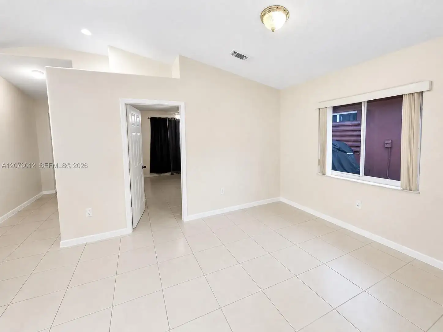 9999 NW 126th Ter, Hialeah Gardens FL 33018 photo 3