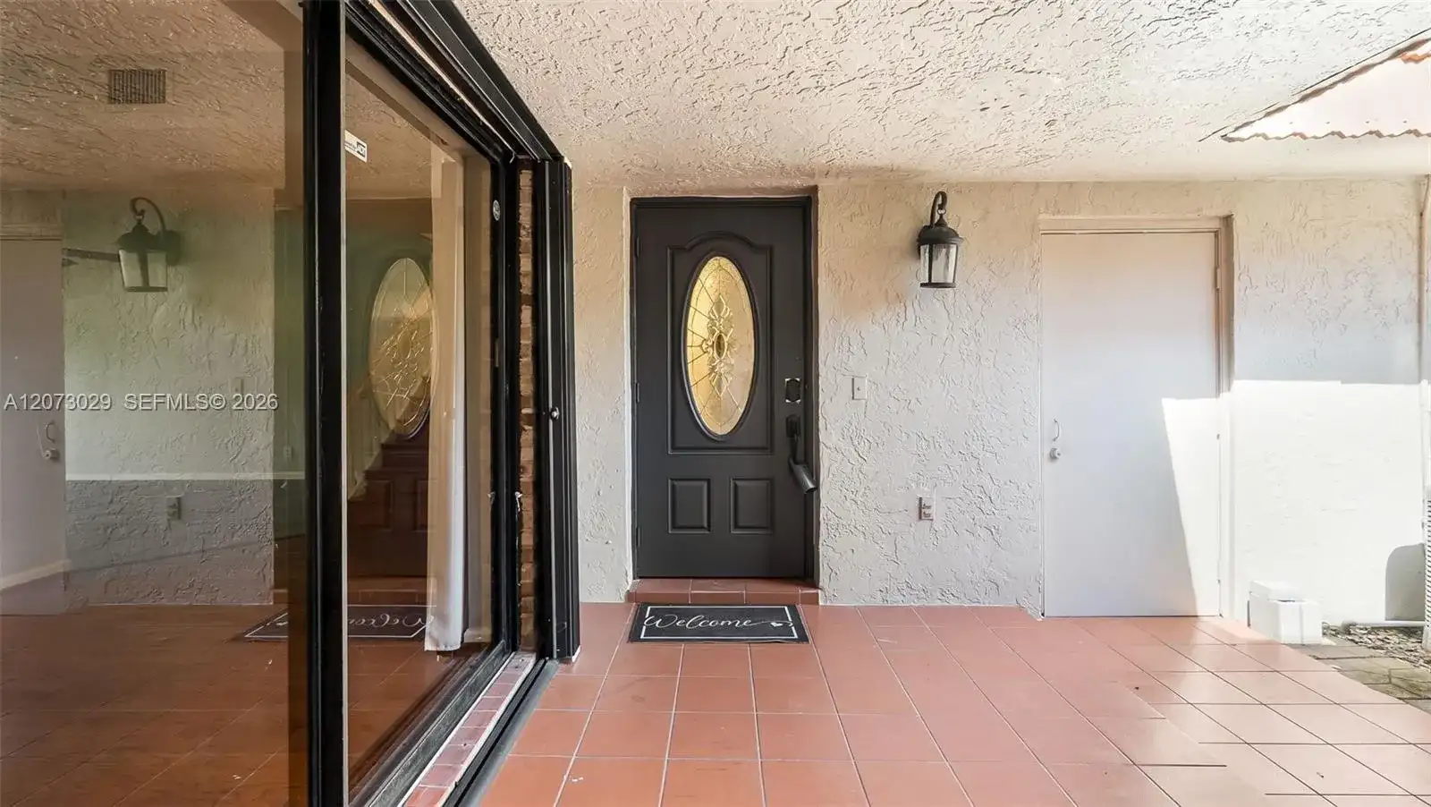 11112 N Harmony Lake Cir, Davie FL 33324 photo 4