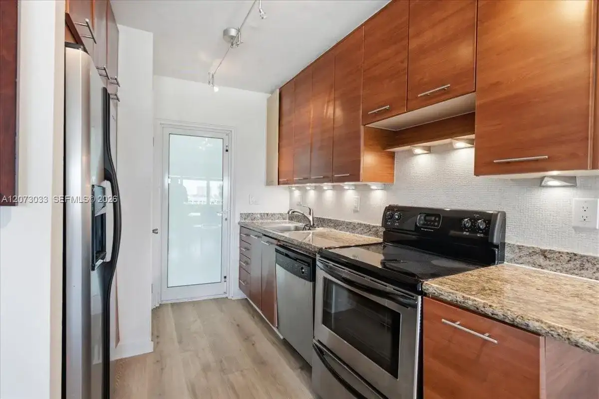 3250 NE 28th St # 806, Fort Lauderdale FL 33308 photo 2