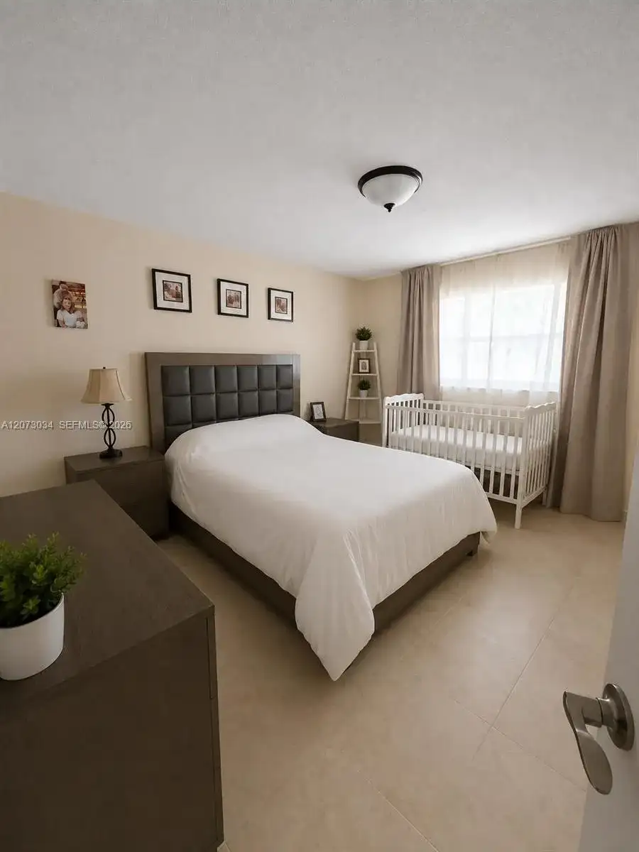 421 NE 1st St # 217, Hallandale Beach FL 33009 photo 4