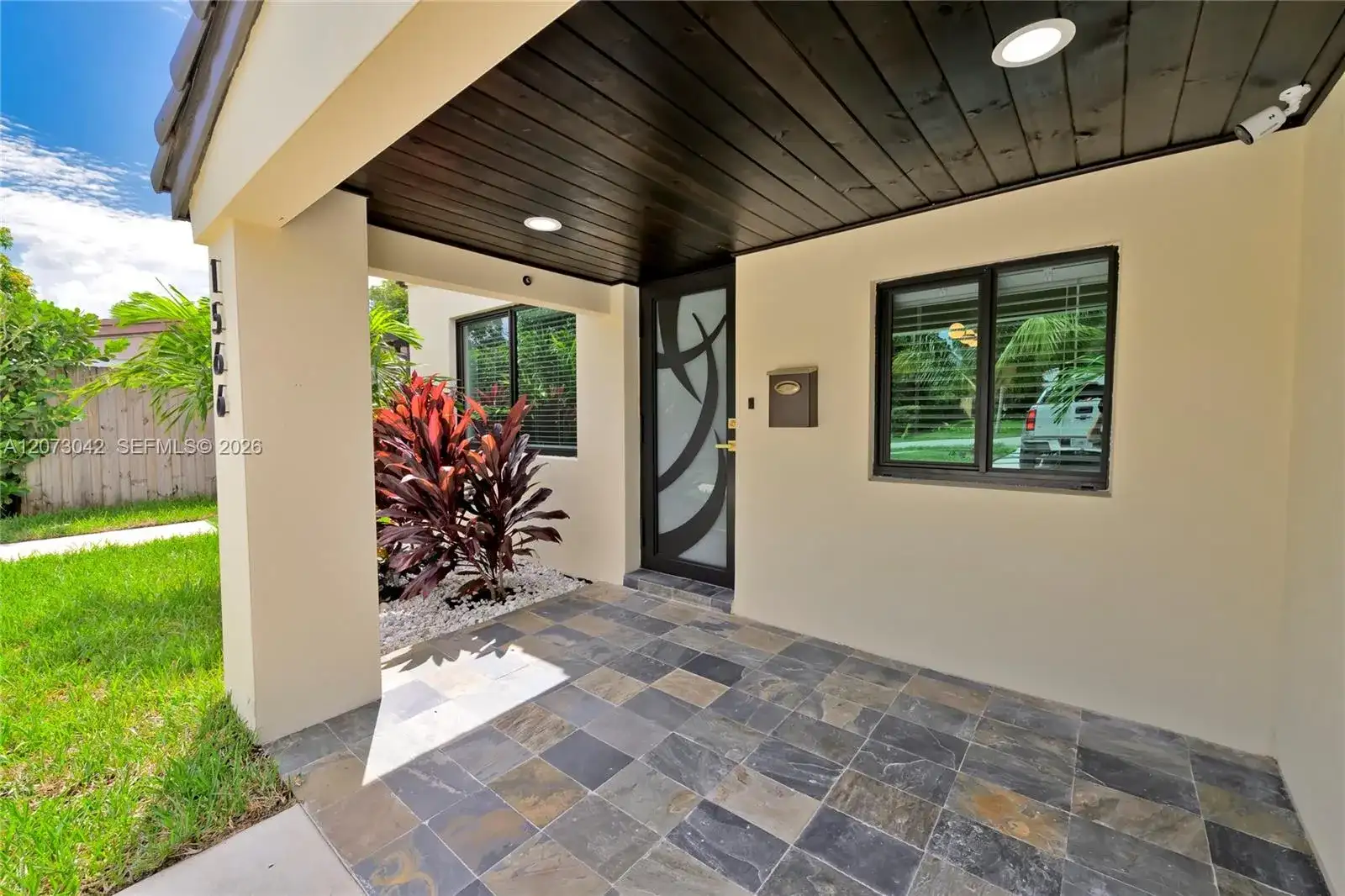 1566 NE 174th St, North Miami Beach FL 33162 photo 3