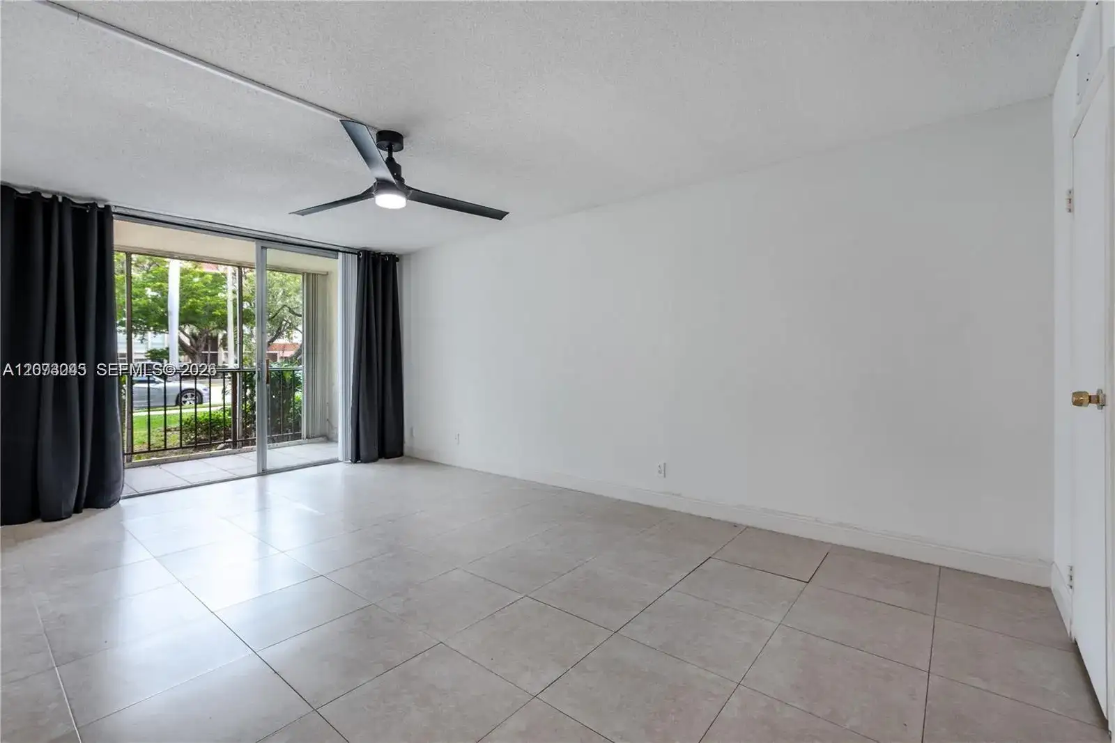 2000 Atlantic Shores Blvd # 107, Hallandale Beach FL 33009 photo 2